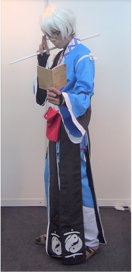 Cosplayer wearing Japanese traditional clothing